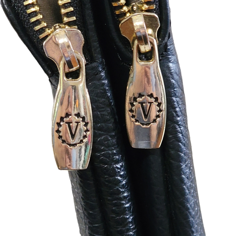 VINTAGE VALENTINA  Black Leather Shoulder/Crossbody Bag with Chain Handle - Picture 3 of 14